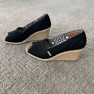 Toms Wedges